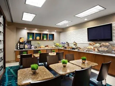 Springhill Downtown Hotel 3*